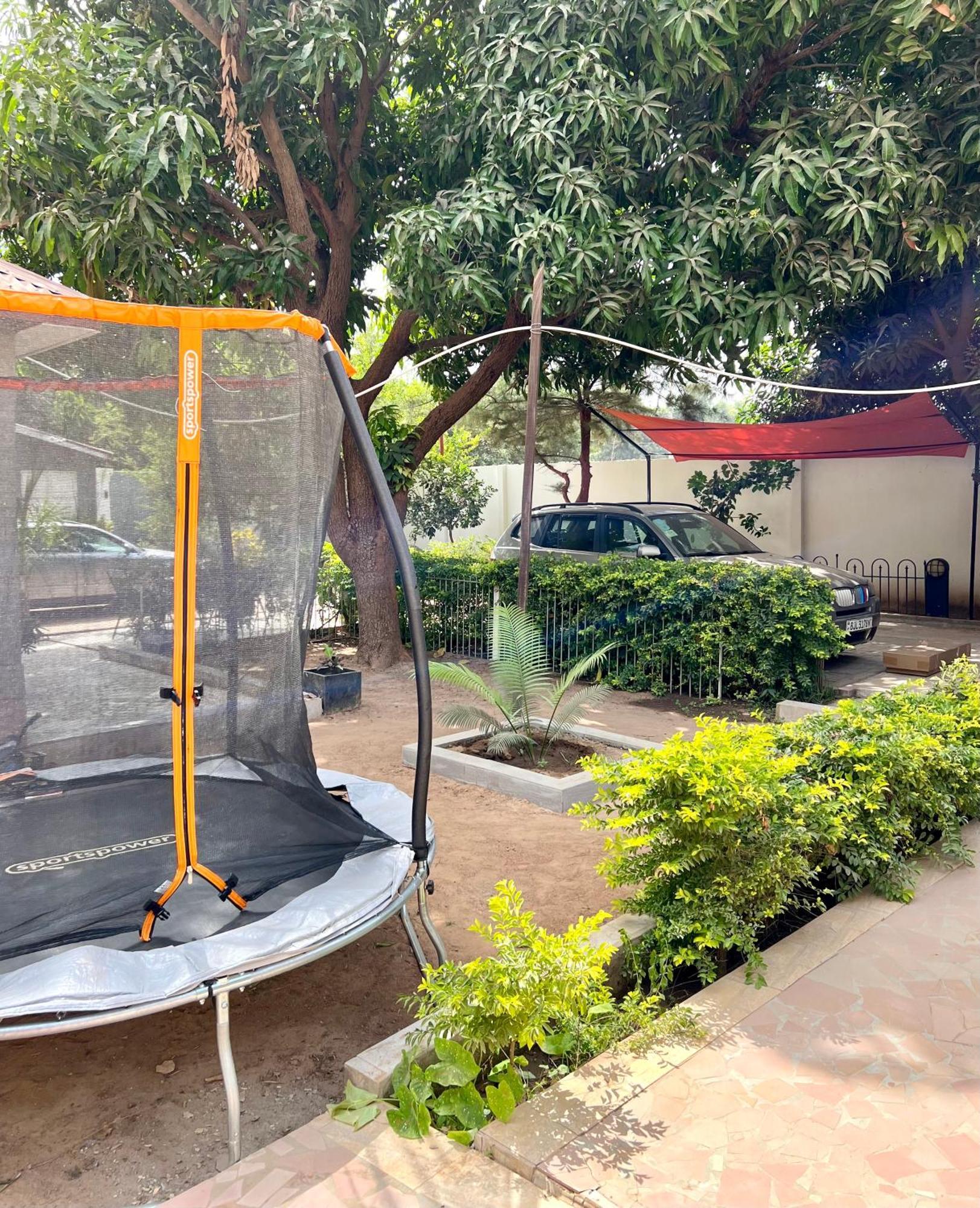 Yazmin Studio Residence Lamin Luaran gambar